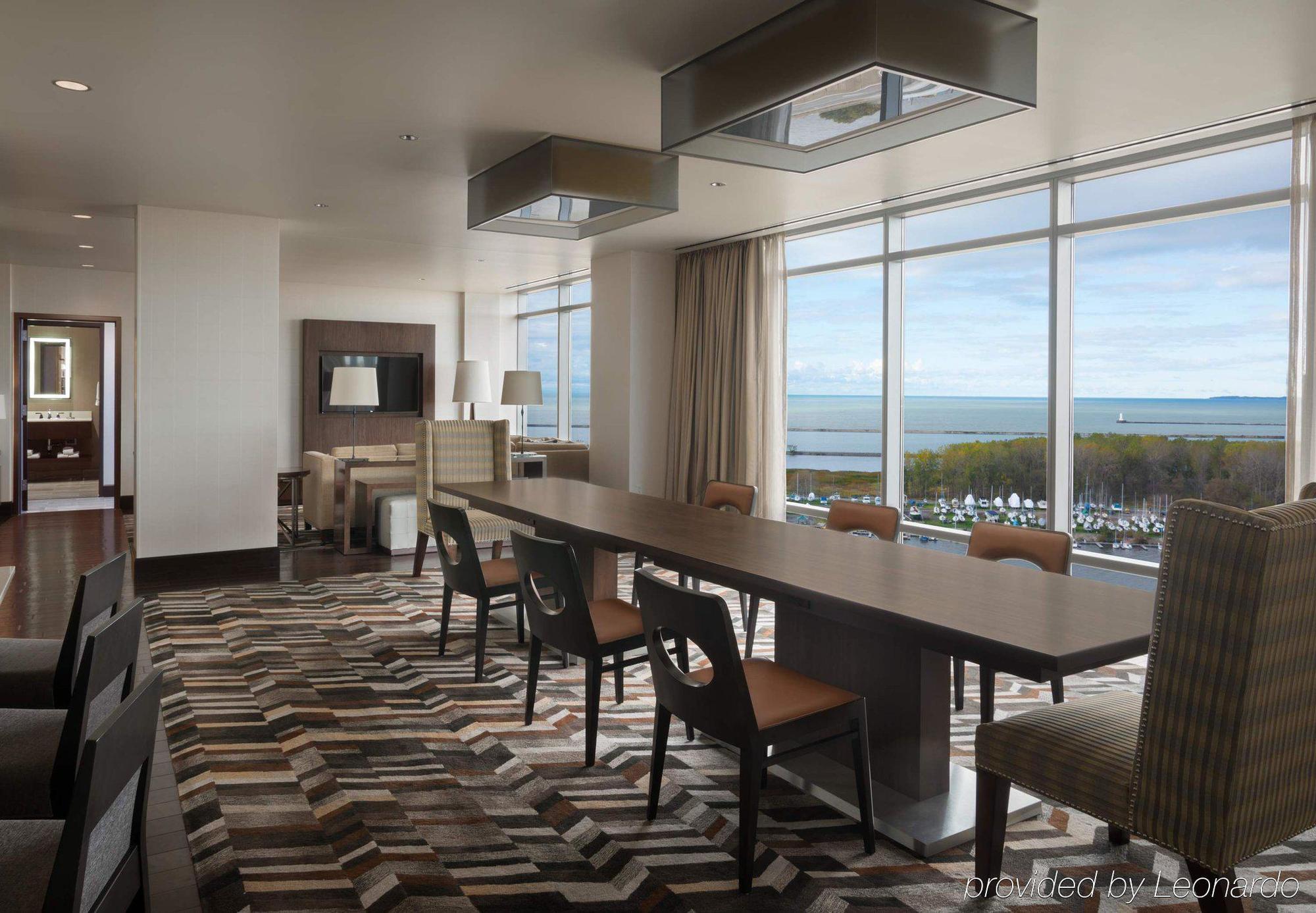 Buffalo Marriott At Lecom Harborcenter Buitenkant foto