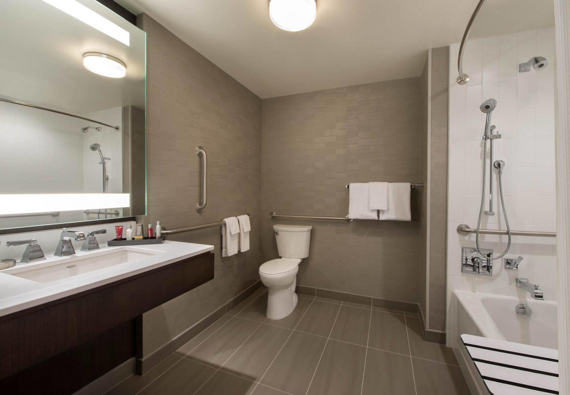 Buffalo Marriott At Lecom Harborcenter Buitenkant foto